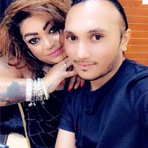 Meet your Posher, Gopi